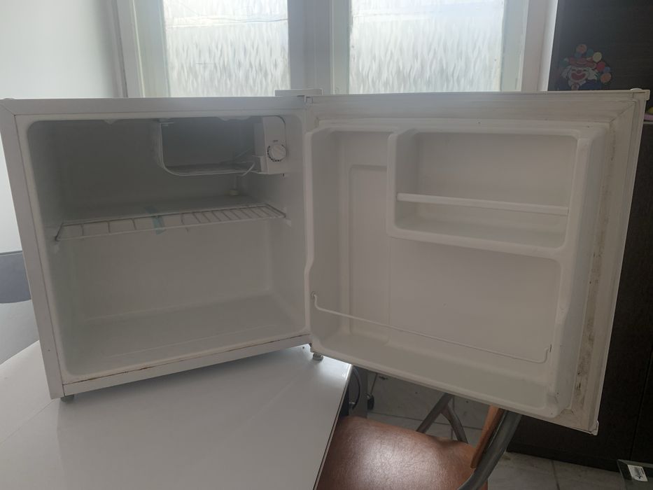 Mini frigider Fairline MB50, 45L, Clasa A, funcțional