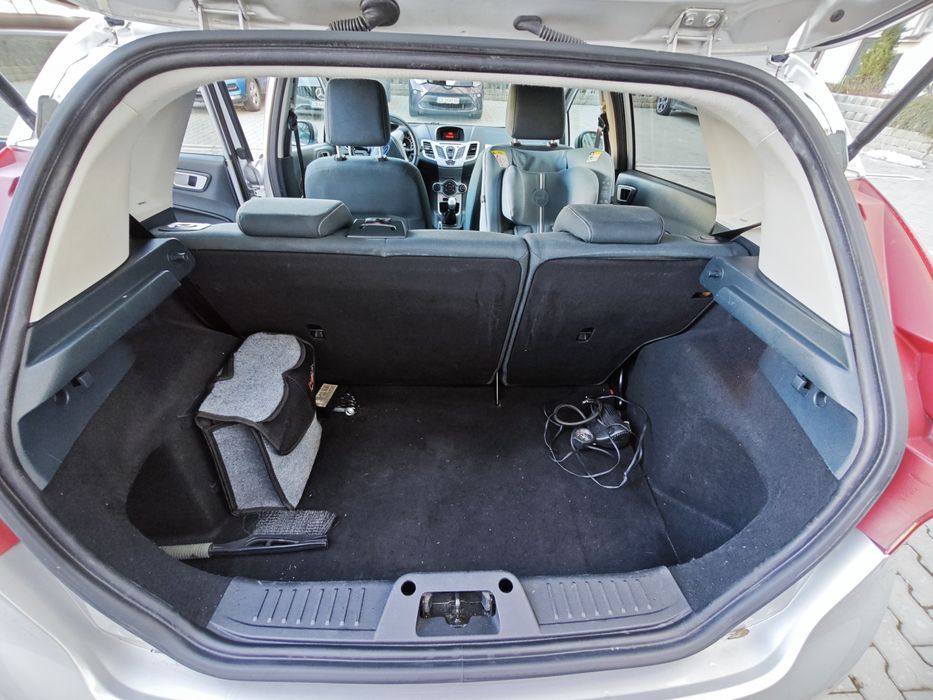 Ford Fiesta 2012, 1.4 бензин, 96 HP