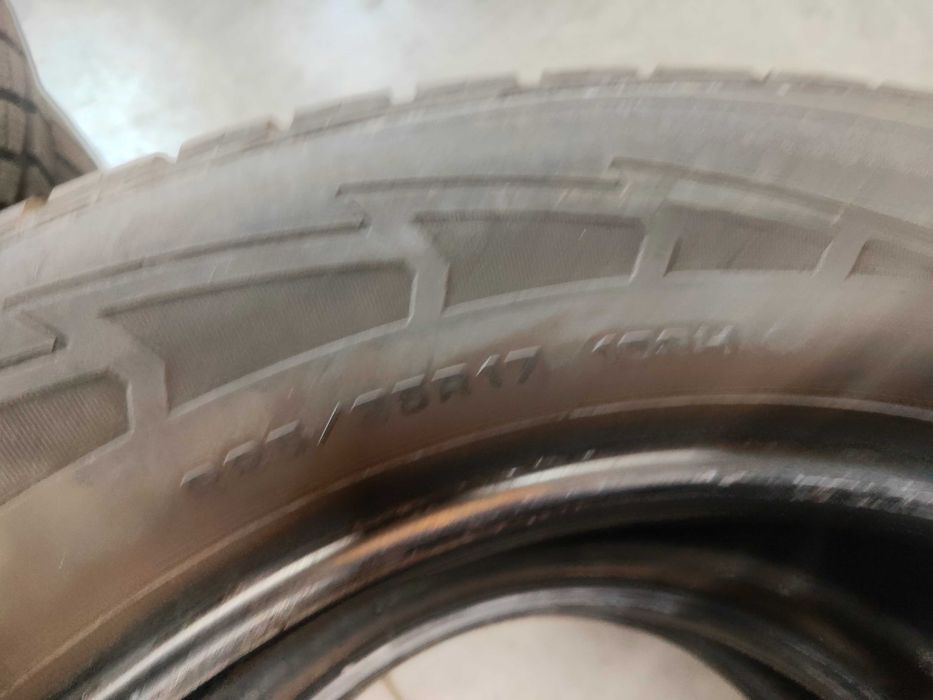 2бр.зимни гуми 225/65/17 Goodyear