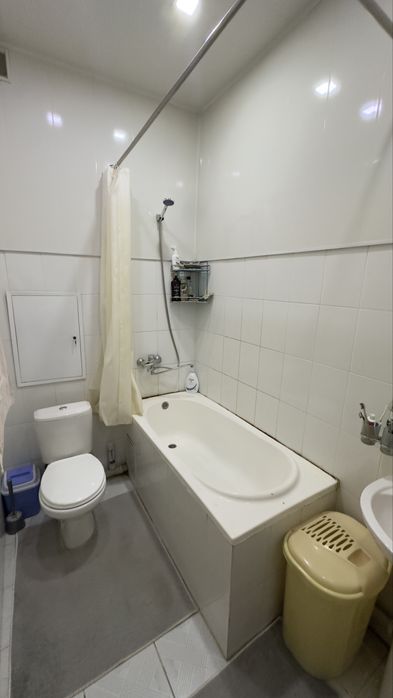 Uy sotiladi 2 xona srochna !!