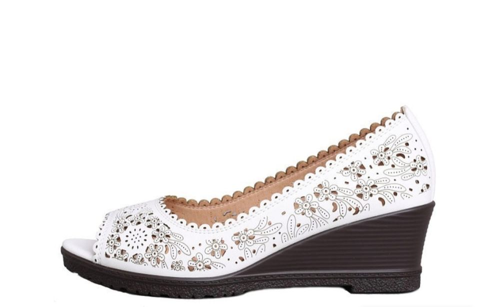 Обувь женская 39 размер новая