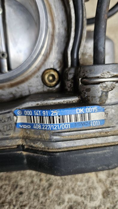 Дроселова клапа за Mercedes C 180 - (W202)