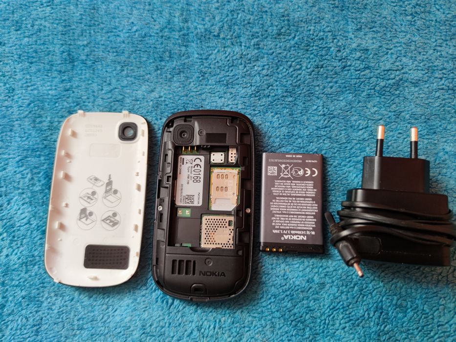 Nokia Asha 201 de colecție