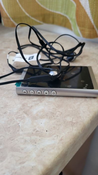 Radio cu casti, VR-Radio
