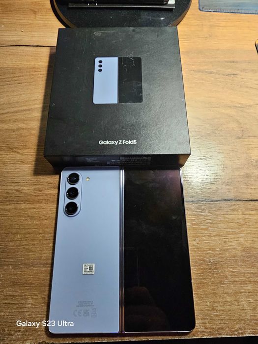 samsung galaxy Z FOLD 5 NOU