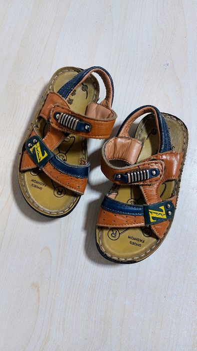 Ботинки, макасы, сандали