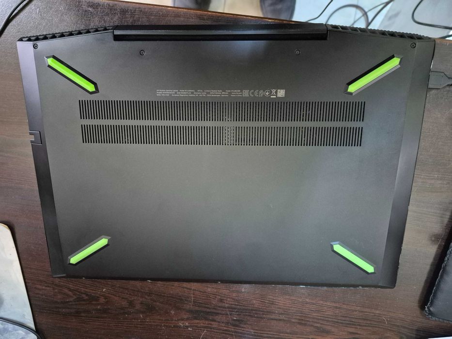 Лаптоп HP Pavilion Gaming i5-8300H RAM 16GB DDR4 128 SSD 1ТБ GTX 1050