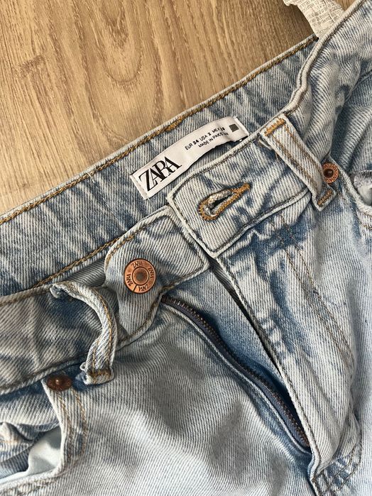 Дънки Bershka / Zara
