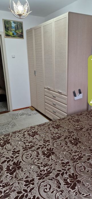 Продам 4 комнатную квартиру