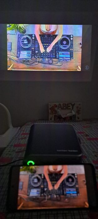 ViewSonic M1+, LED sound Harman kardon