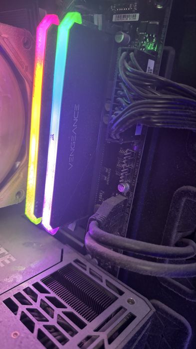 Corsair Vengeance RGB Pro 64 gb (2x32gb) DDR4 3200Mhz.