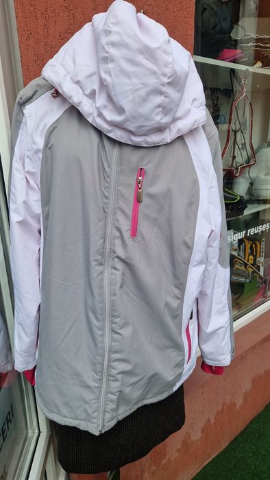 Schiuri, Clapari, Bețe, casca, haine