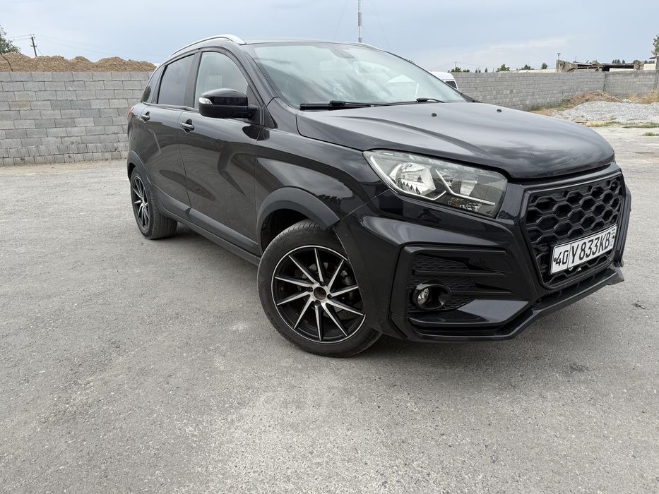 Lada X ray sotiladi
