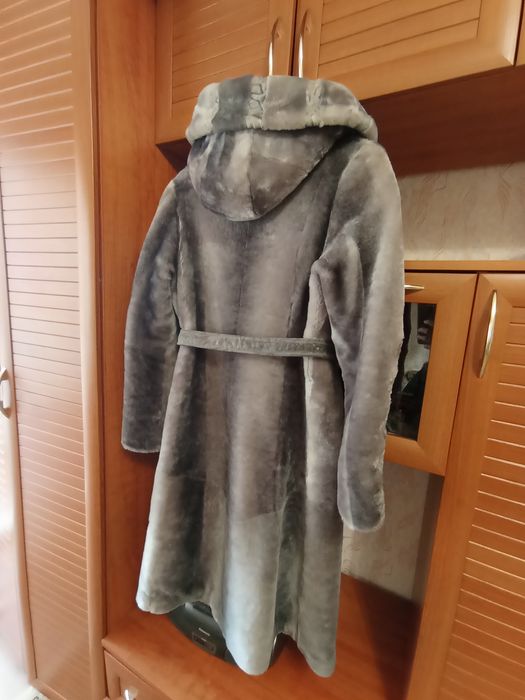 Шуба мутон продам