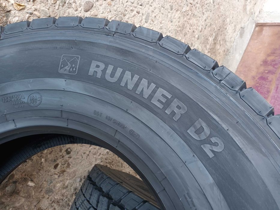 4 Нови товарни гуми 315/80 R22.5 Semperit Runner D2 156/150L M+S 20PR