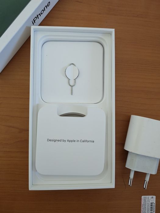 Iphone 13 зелёный