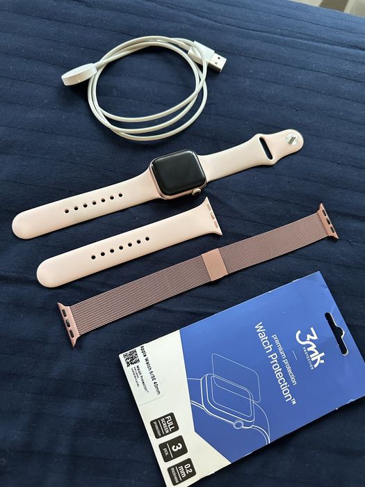Apple watch series SE 2020 Rose gold 40mm