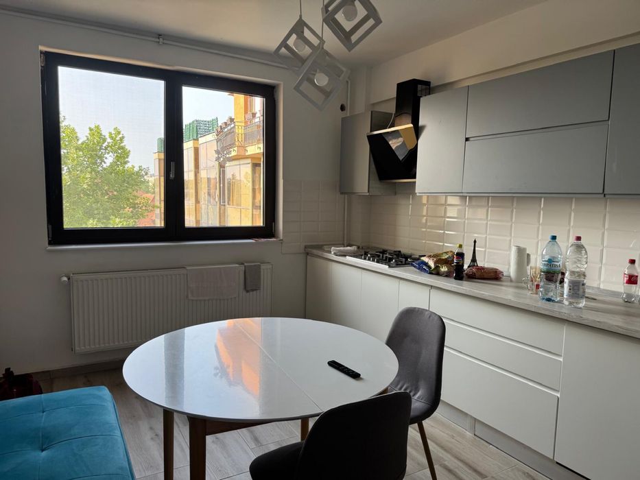 Apartament 3 cam