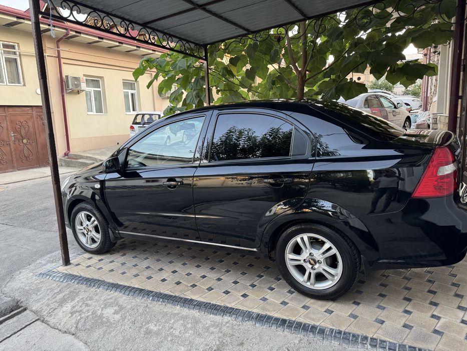 Nexia 3 qora aftomat