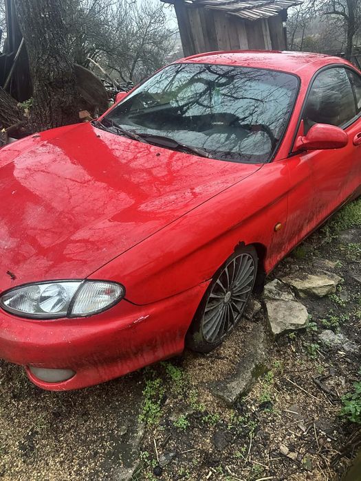 Hyundai coupe 2.0
