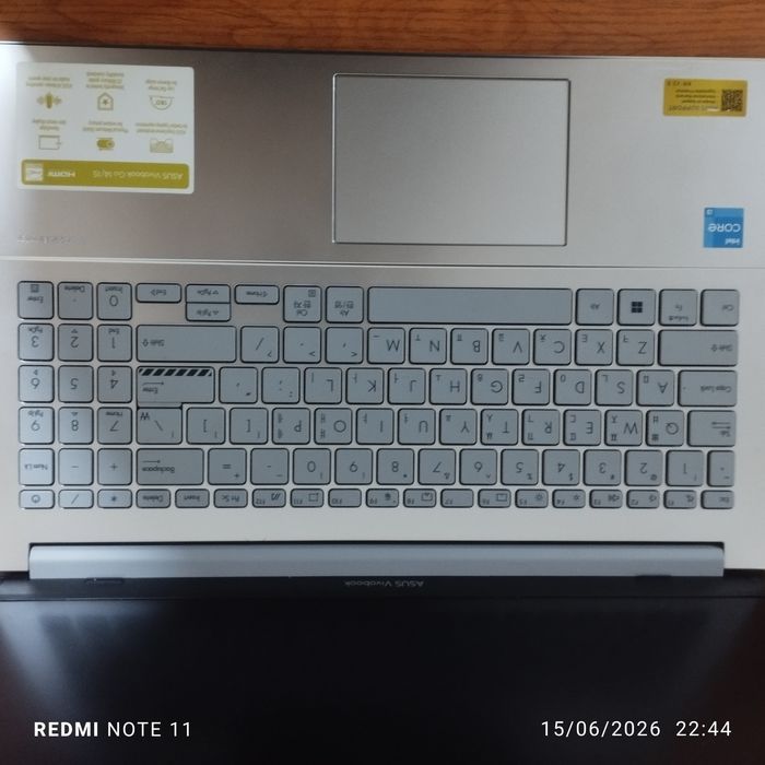 Asus vivobook uncha ishlatilmagan disayn yangiday