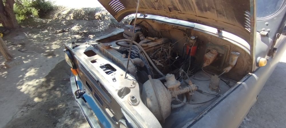 Uaz sotiladi  1996 yil