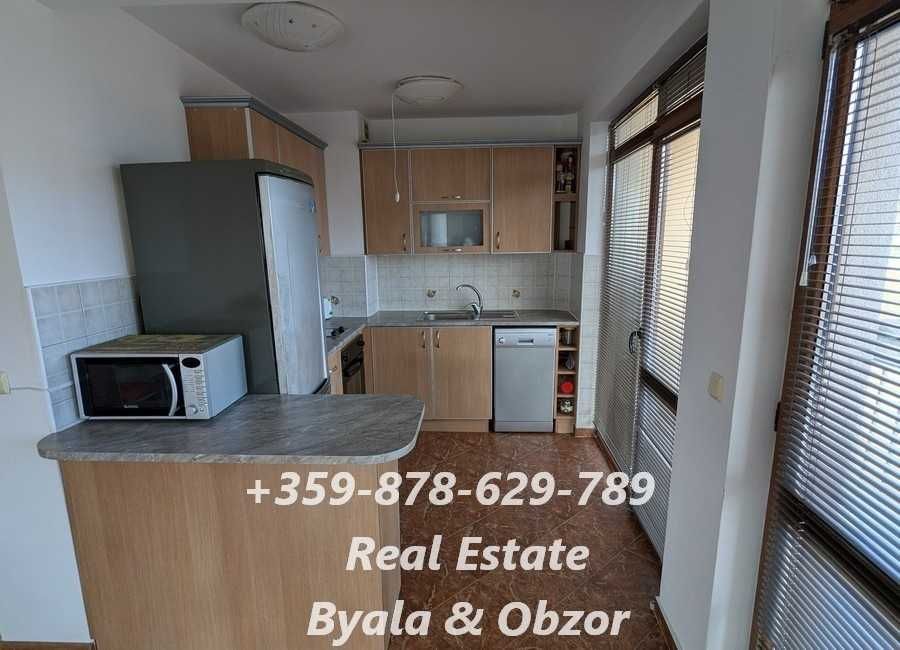 Продава се Тристаен апартамент в Бяла - 103 кв.м за 962 €/кв.м - Снимка #8