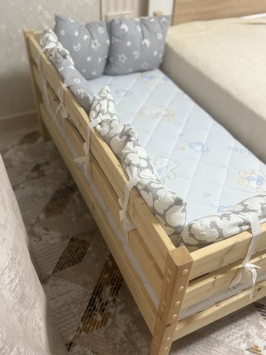 Детская кровать размером 60х120