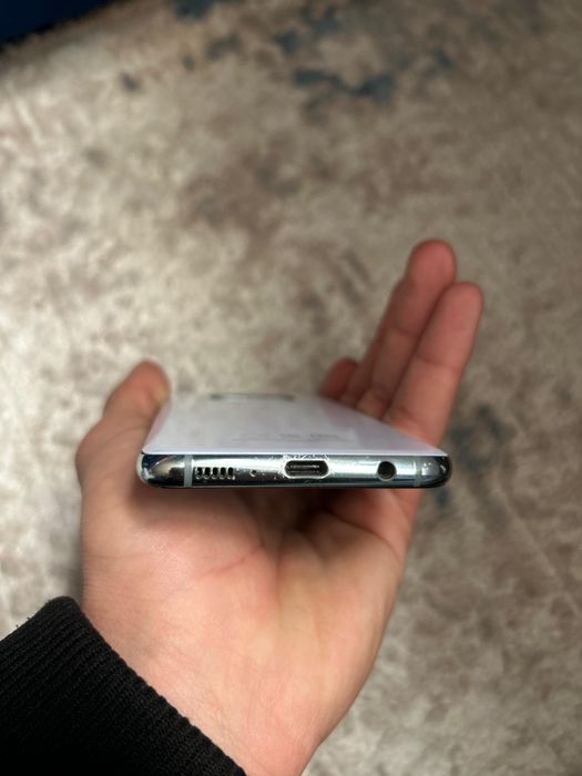 Телефон S10E сатылады срочно 11 версия