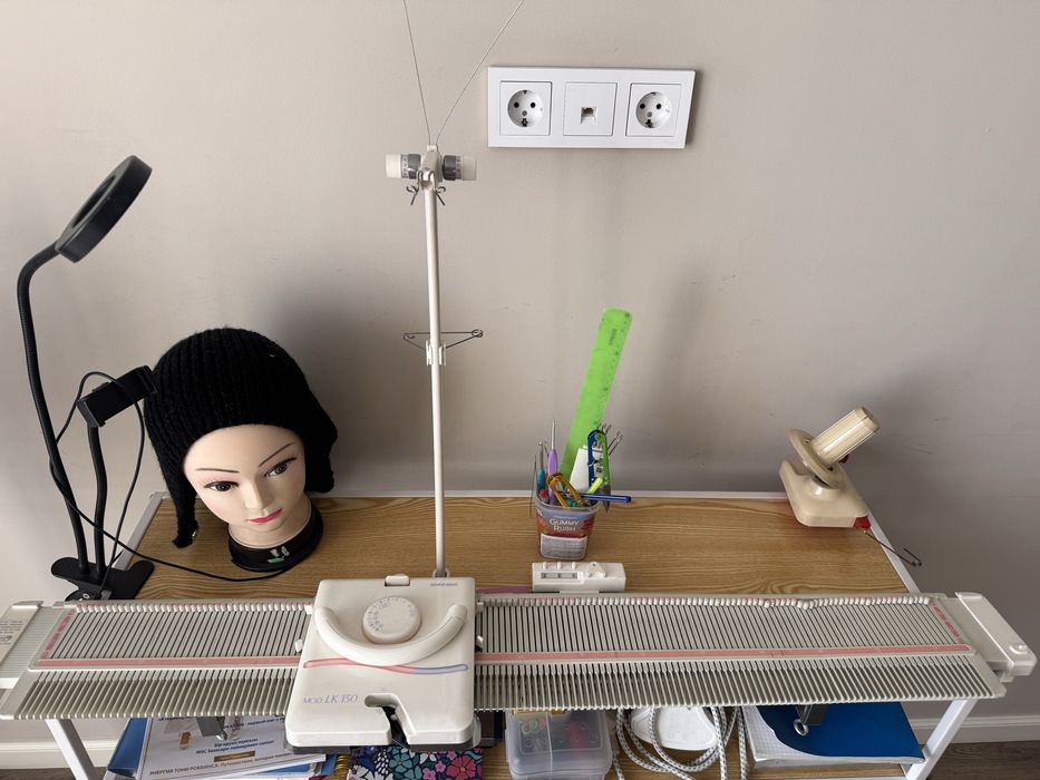 Вязальная машинка