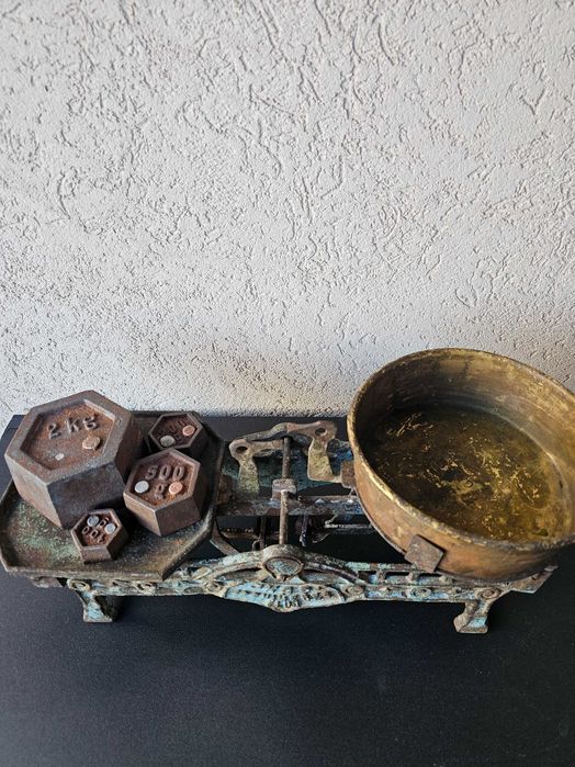 Cantar din fonta vintage