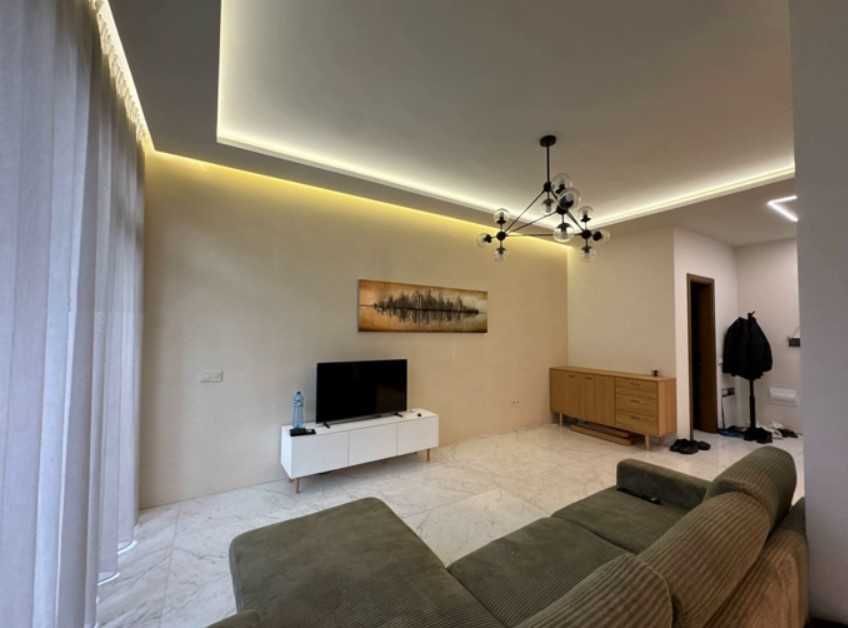 Тристаен мезонет под наем Кръстова вада