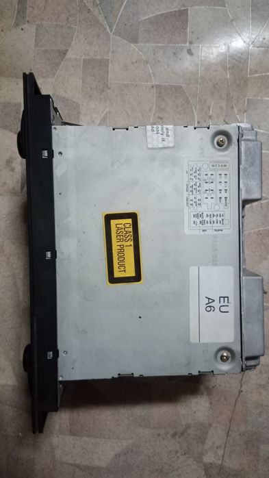 Продам штатную магнитолу