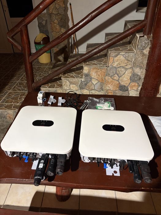 Invertor panouri solare