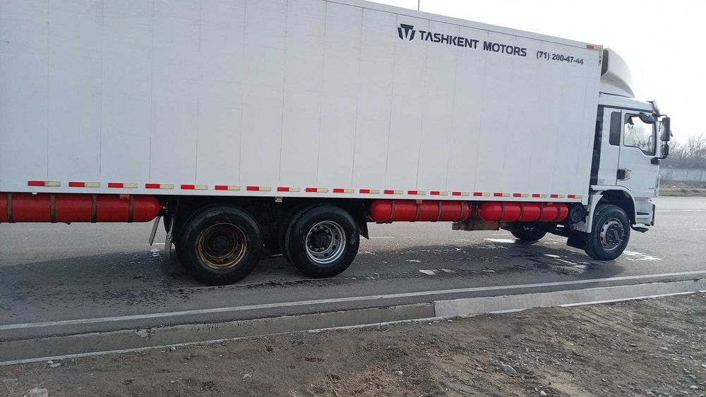 Shackman Furgon Truck 160.000km probeg