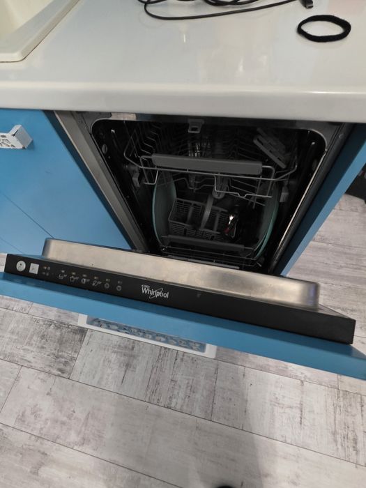 Продавам комплект кухня с екетроуреди – втора употреба