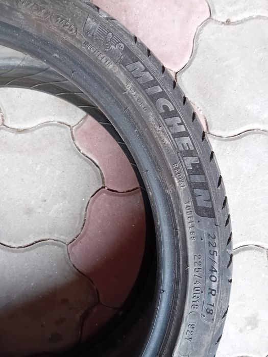De vânzare cauciucuri