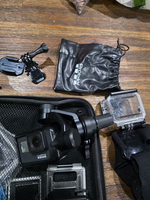 Go pro hero 7 black-karma grip-9 acumulatori
