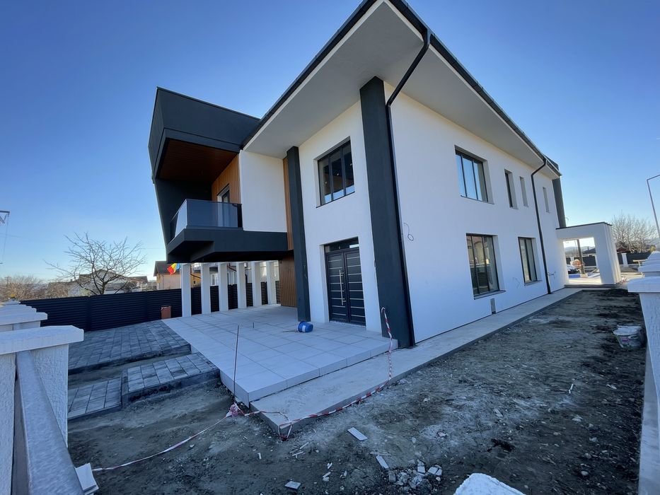 Casa de vanzare / posibilitate rate