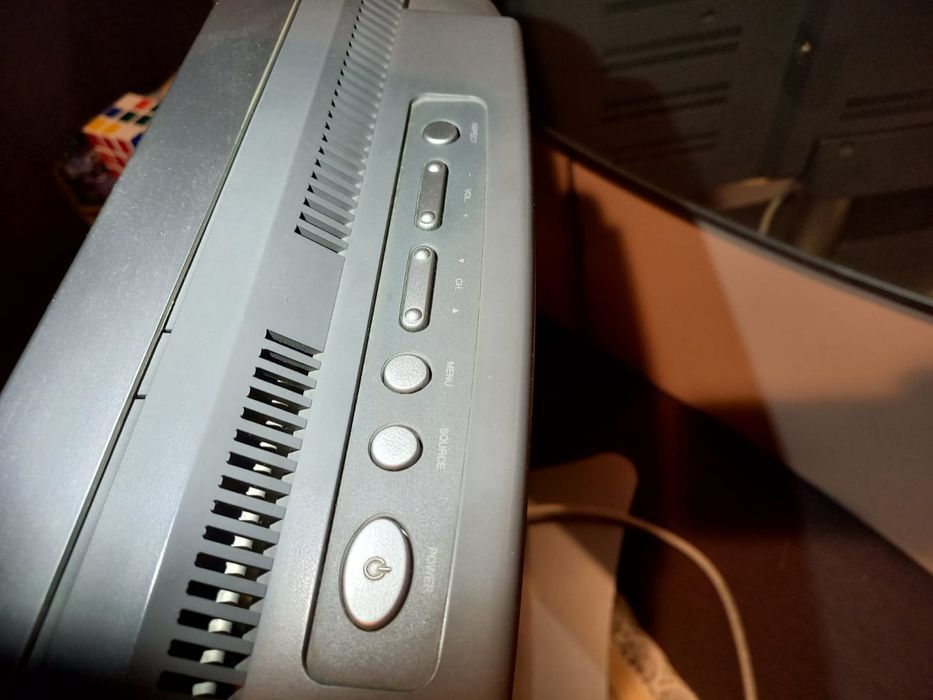 Телевизор оригинал, б/у Sansui, рабочий