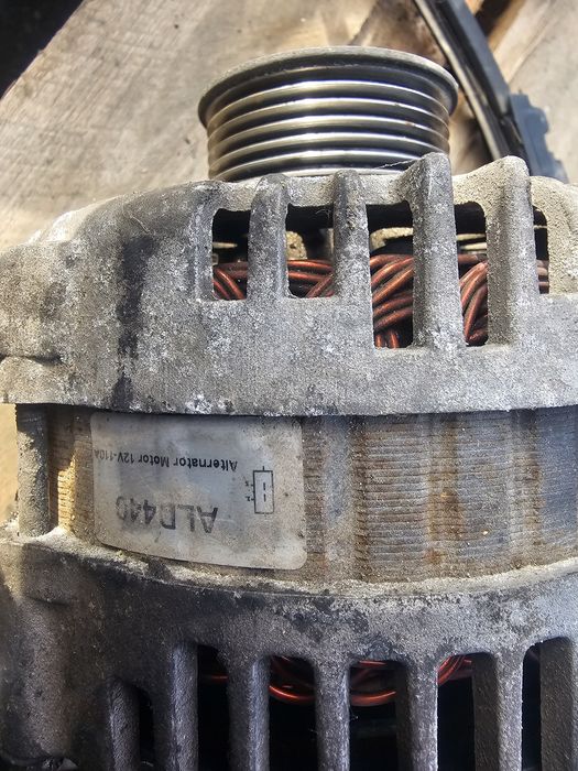 Alternator Nissan Murano 3.5i An 2005