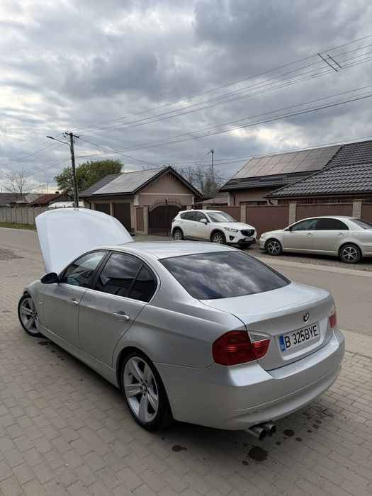 BMW E90 3.0i automat 2008