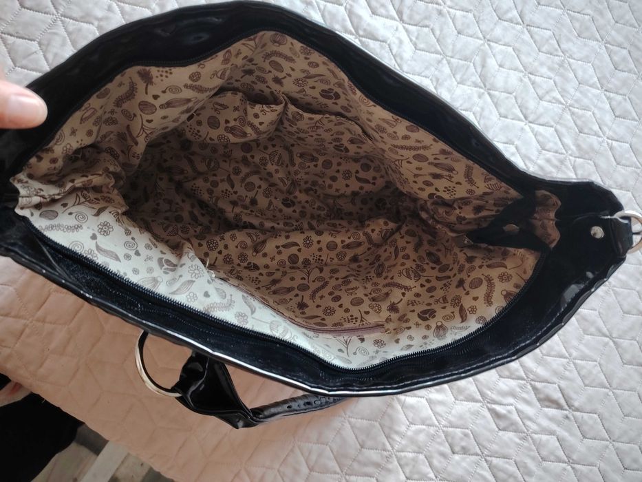 Дамска чанта голяма