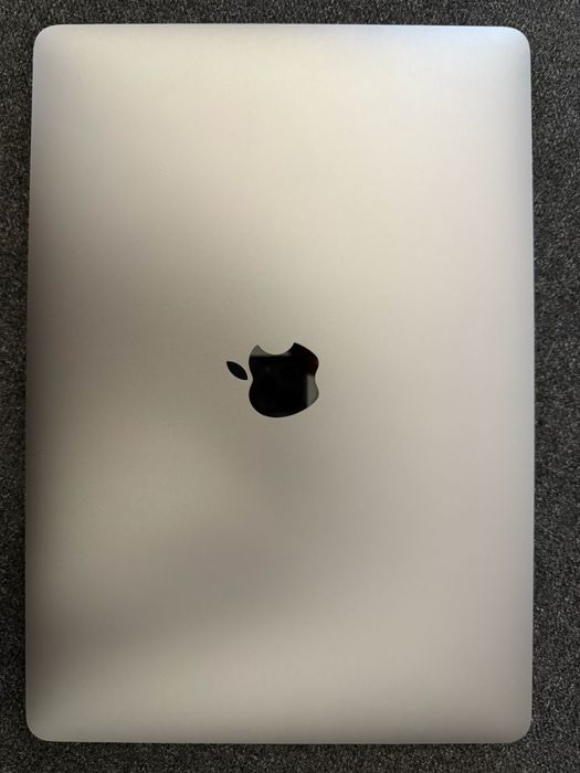 Продам Mackbook air M1, 256 GB