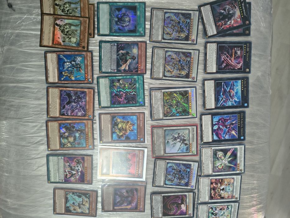 Lot carti yugioh originale , 500 carti.