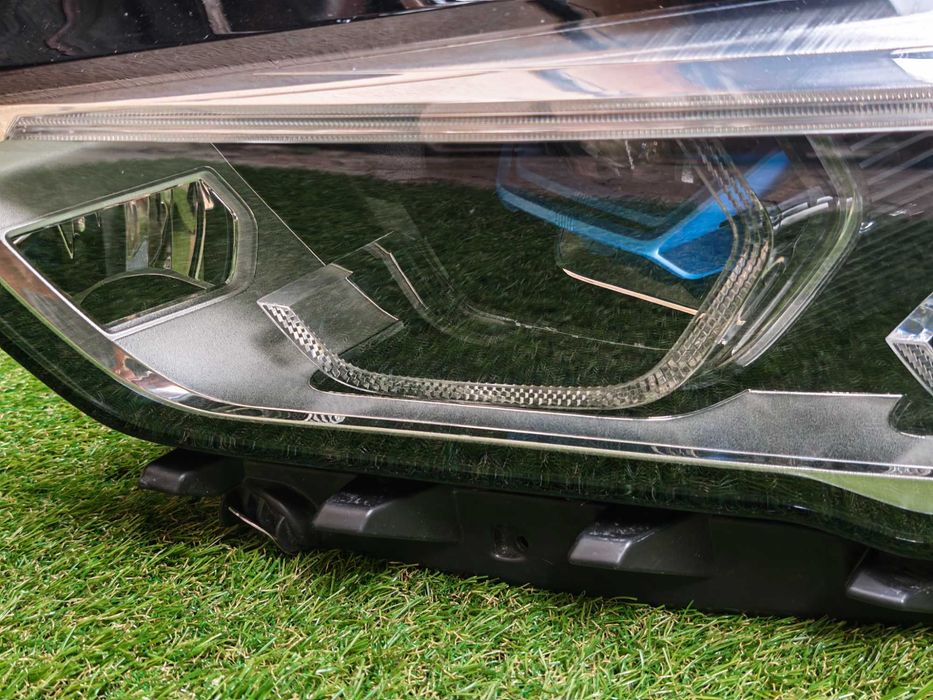 Фар за BMW X5 G05 X6 G06 Laser / БМВ Х5 Г05 Х6 Г06 Лазер