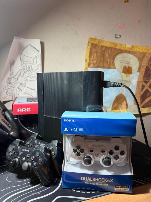 Плэистейшен 3,ps3 Прошитая + Новый джойстик + 22 игр (GTA 5, MK, FIFA)