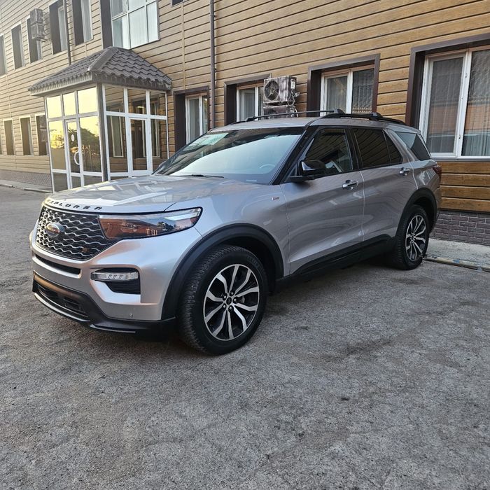 Ford Explorer ST-Line (2022)