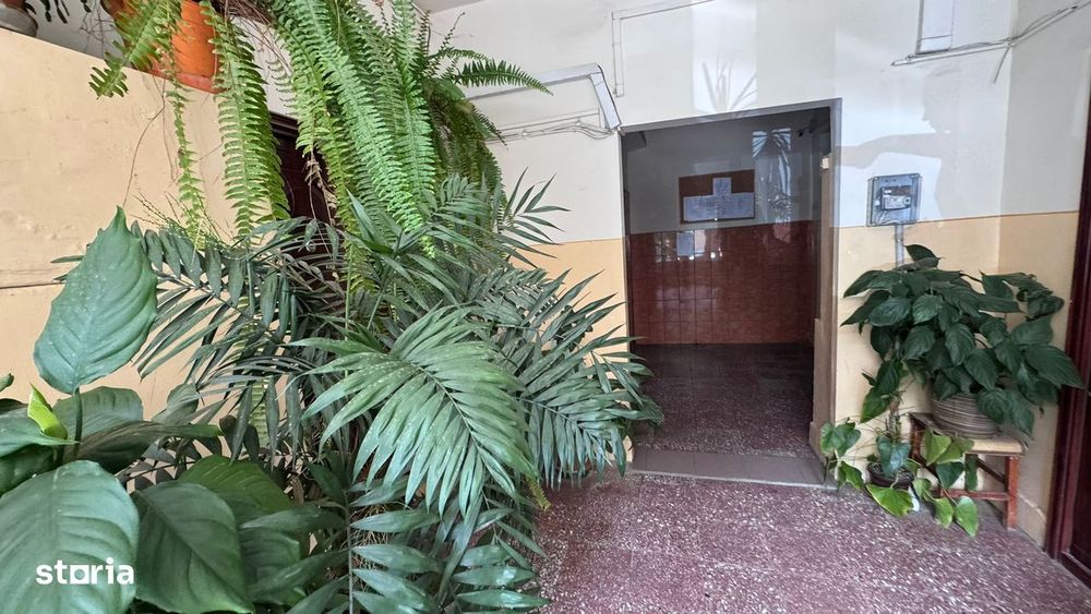 Apartament cu 3 camere de vânzare ,Bd. Dacia