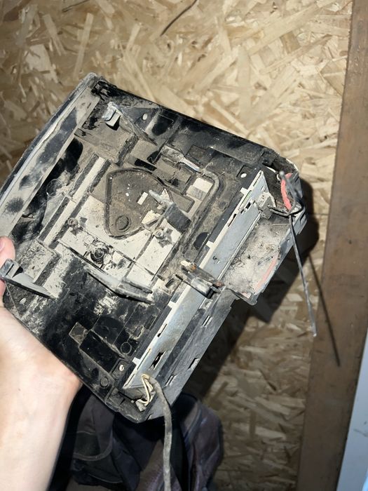 Запчасти от мерседес 211